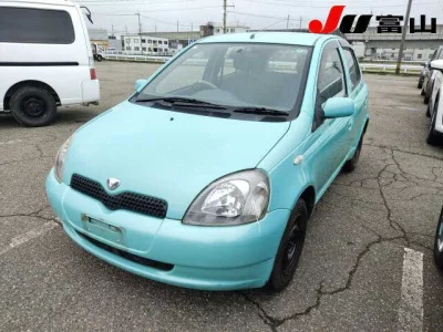 Toyota VITZ  с аукциона в Японии