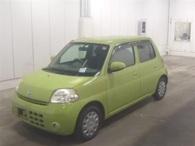 Daihatsu Esse