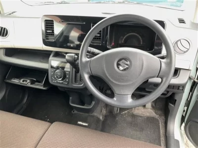 Suzuki MRWAGON