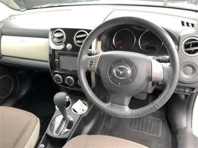 Mazda Verisa