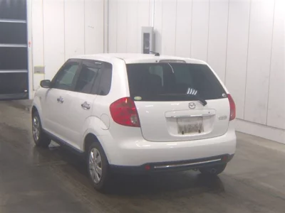 Mazda Verisa
