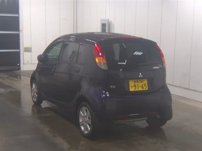 Mitsubishi I  с аукциона в Японии