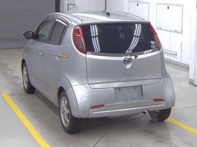 Subaru R2