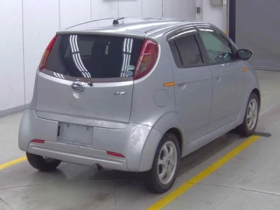Subaru R2