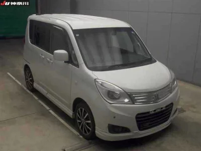 Mitsubishi Delica D:2