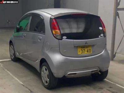 Mitsubishi I  с аукциона в Японии