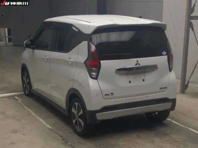 Mitsubishi EK X