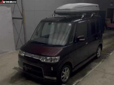 Daihatsu TANTO  с аукциона в Японии