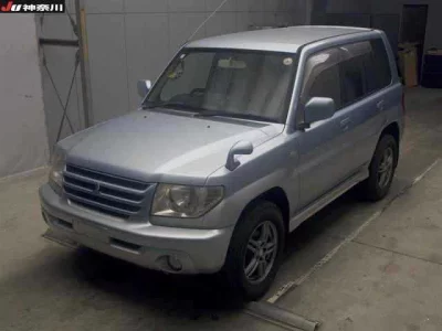 Mitsubishi Pajero iO