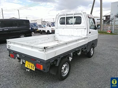 Nissan CLIPPER TRUCK  с аукциона в Японии
