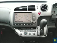 Honda STREAM лот № 83 оценка 4  с аукциона в Японии 5