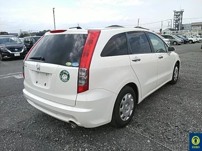 Honda STREAM  с аукциона в Японии