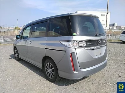 Mazda BIANTE