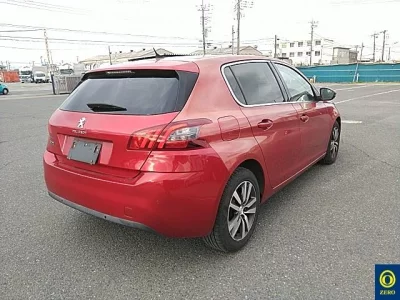 Peugeot 308  с аукциона в Японии