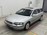 Volvo V70 лот № 90067 оценка 4  с аукциона в Японии 3