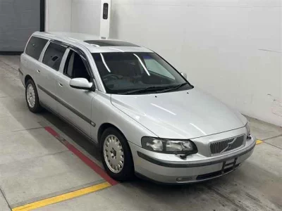 Volvo V70  с аукциона в Японии