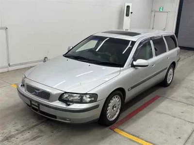 Volvo V70  с аукциона в Японии