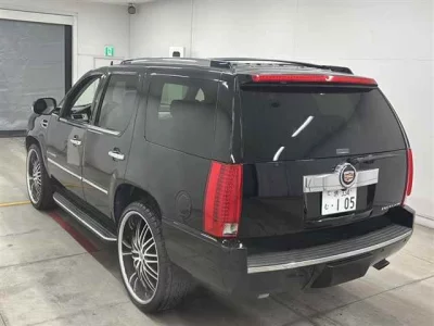 GM CADILLAC ESCALADE  с аукциона в Японии