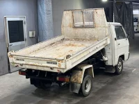 Mitsubishi DELICA TRUCK лот № 240 оценка 3  с аукциона в Японии 4