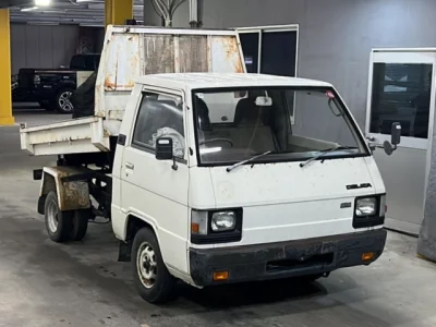 Mitsubishi DELICA TRUCK