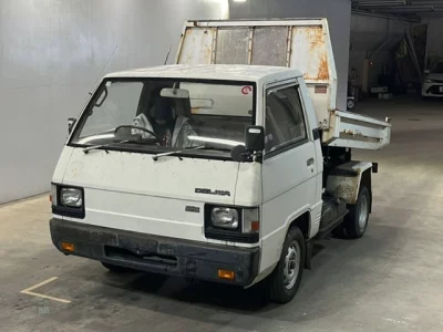 Mitsubishi Delica Truck