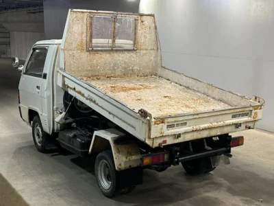 Mitsubishi Delica Truck