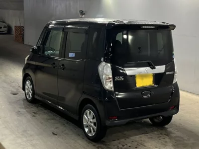 Mitsubishi eK X Space