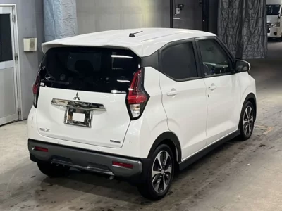 Mitsubishi eK X