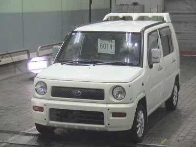 Daihatsu NAKED