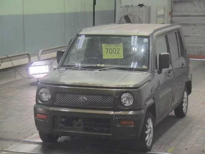 Daihatsu Naked