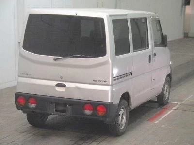 Mitsubishi Minicab Van