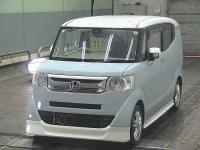 Honda N-Box Slash