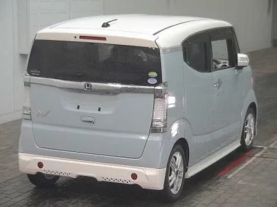 Honda N-Box Slash