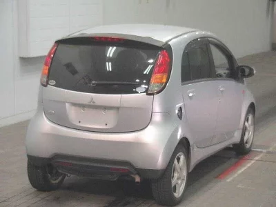Mitsubishi I  с аукциона в Японии