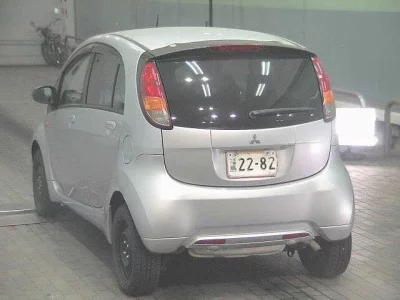 Mitsubishi I  с аукциона в Японии