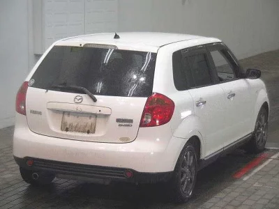 Mazda Verisa
