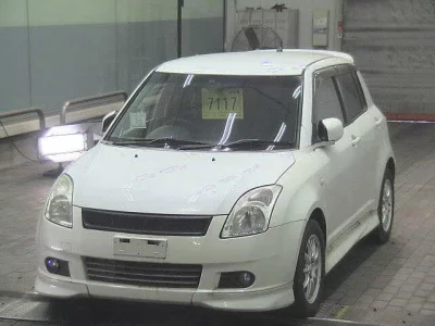 Suzuki SWIFT  с аукциона в Японии