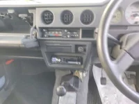 Suzuki JIMNY лот № 2204 оценка 3.5  с аукциона в Японии 4