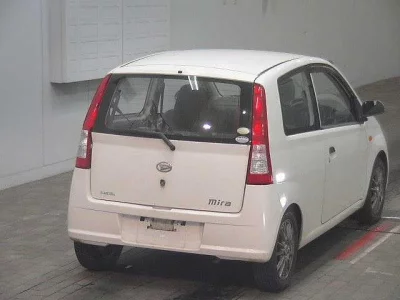Daihatsu MIRA  с аукциона в Японии