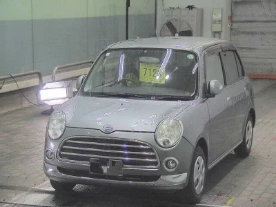 Daihatsu MIRA  с аукциона в Японии