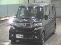 Honda N BOX лот № 7317 оценка 3  с аукциона в Японии 2