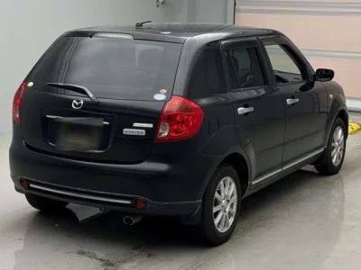 Mazda Verisa