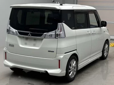 Mitsubishi Delica D:2