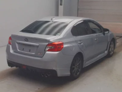 Subaru WRX  с аукциона в Японии