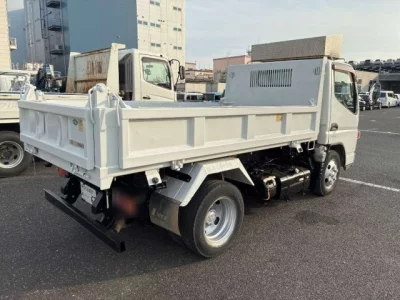 Mitsubishi Fuso Canter