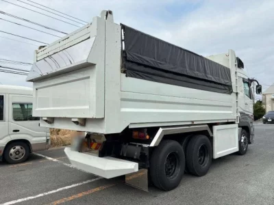 Mitsubishi Fuso Super Great