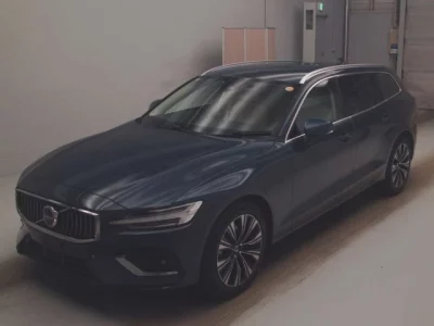 Volvo V60  с аукциона в Японии