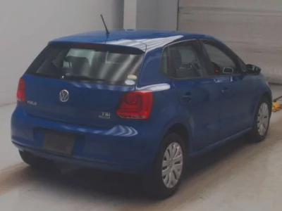 Volkswagen Polo  с аукциона в Японии