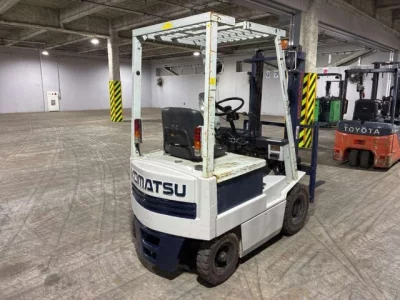 KOMATSU FORKLIFT