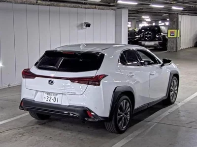 Lexus UX